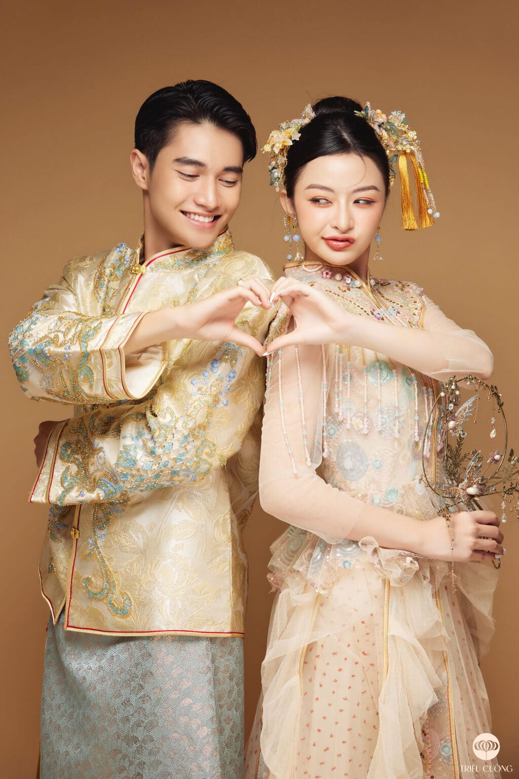 Nên kiêng chụp ảnh cưới vào tháng 7 âm lịch